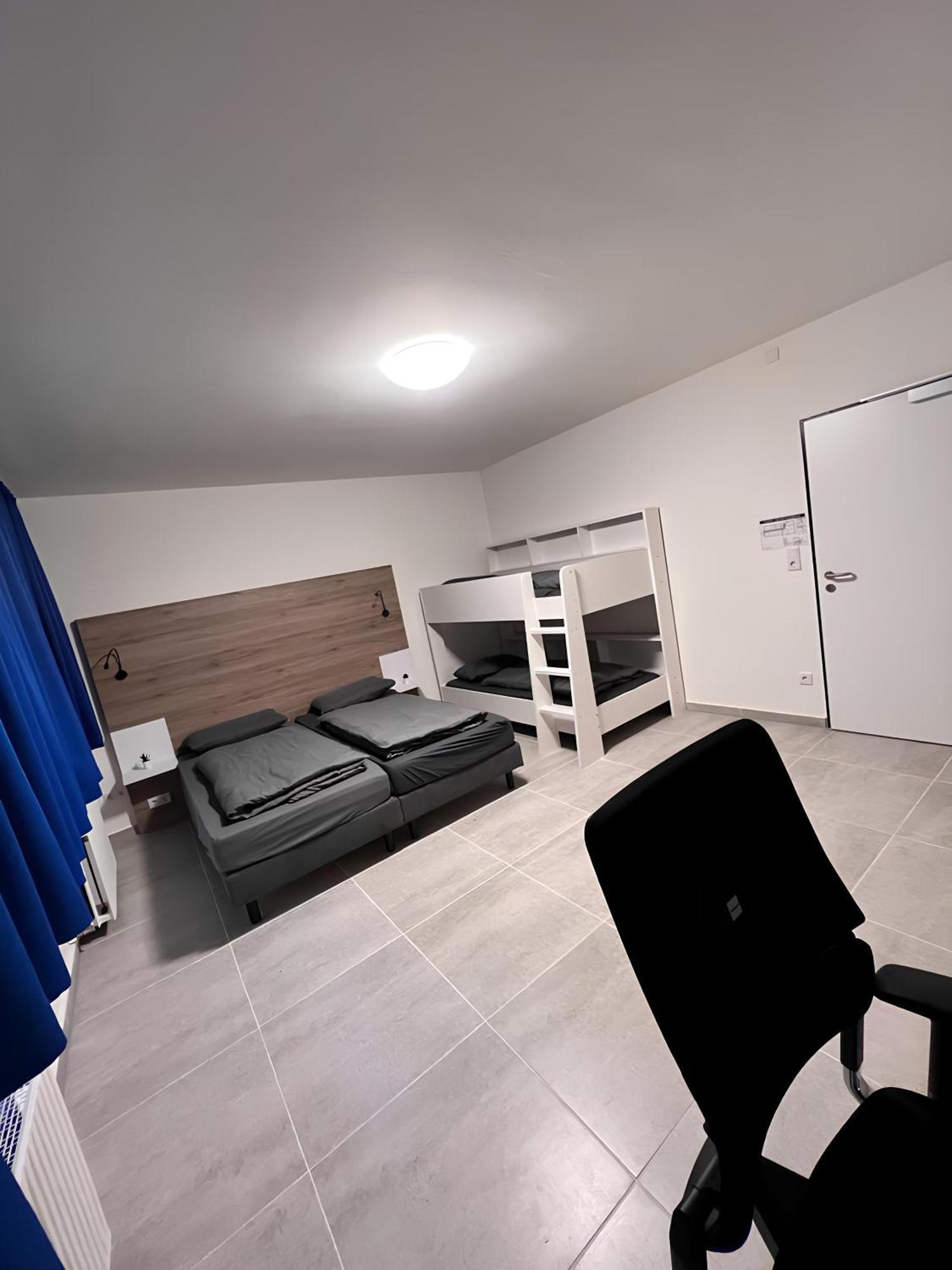 Mk Hostel Oyten - Free Wifi & Parking - 24H Check-In Exterior foto