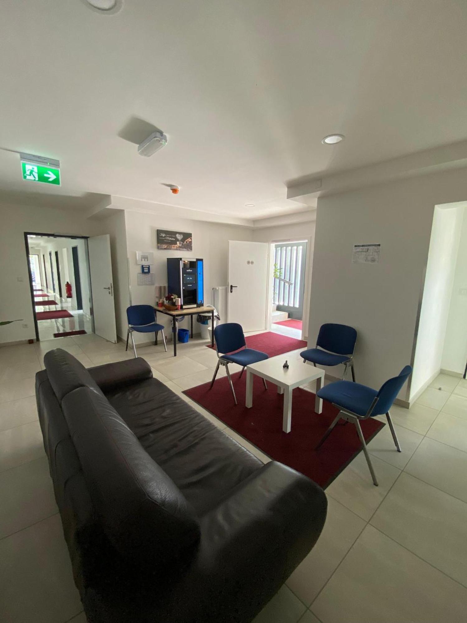 Mk Hostel Oyten - Free Wifi & Parking - 24H Check-In Exterior foto