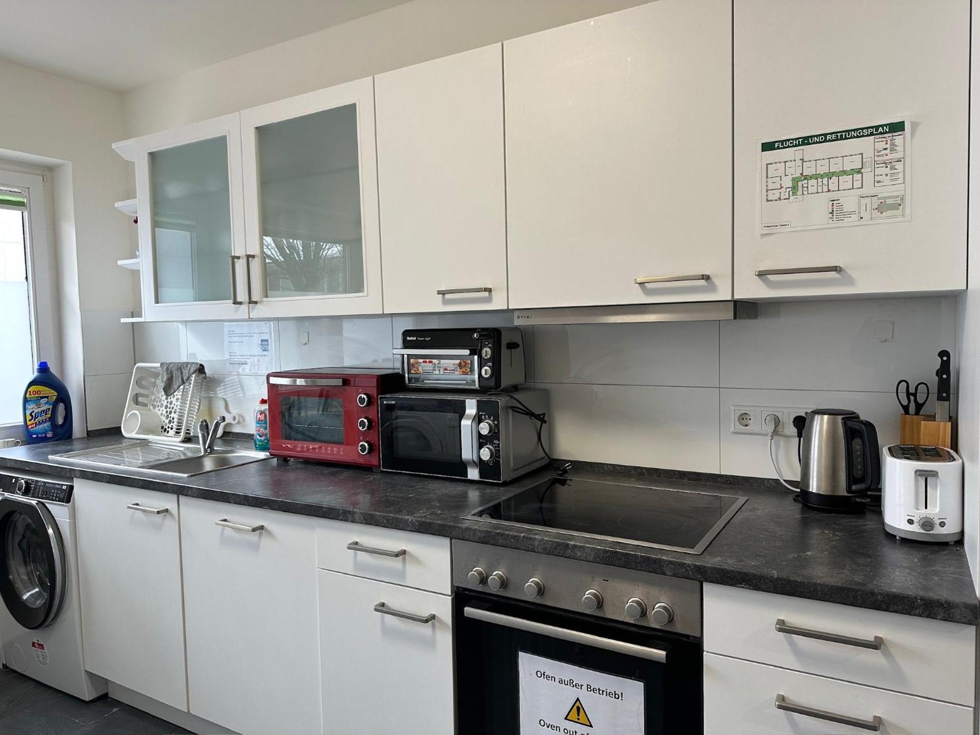 Mk Hostel Oyten - Free Wifi & Parking - 24H Check-In Exterior foto