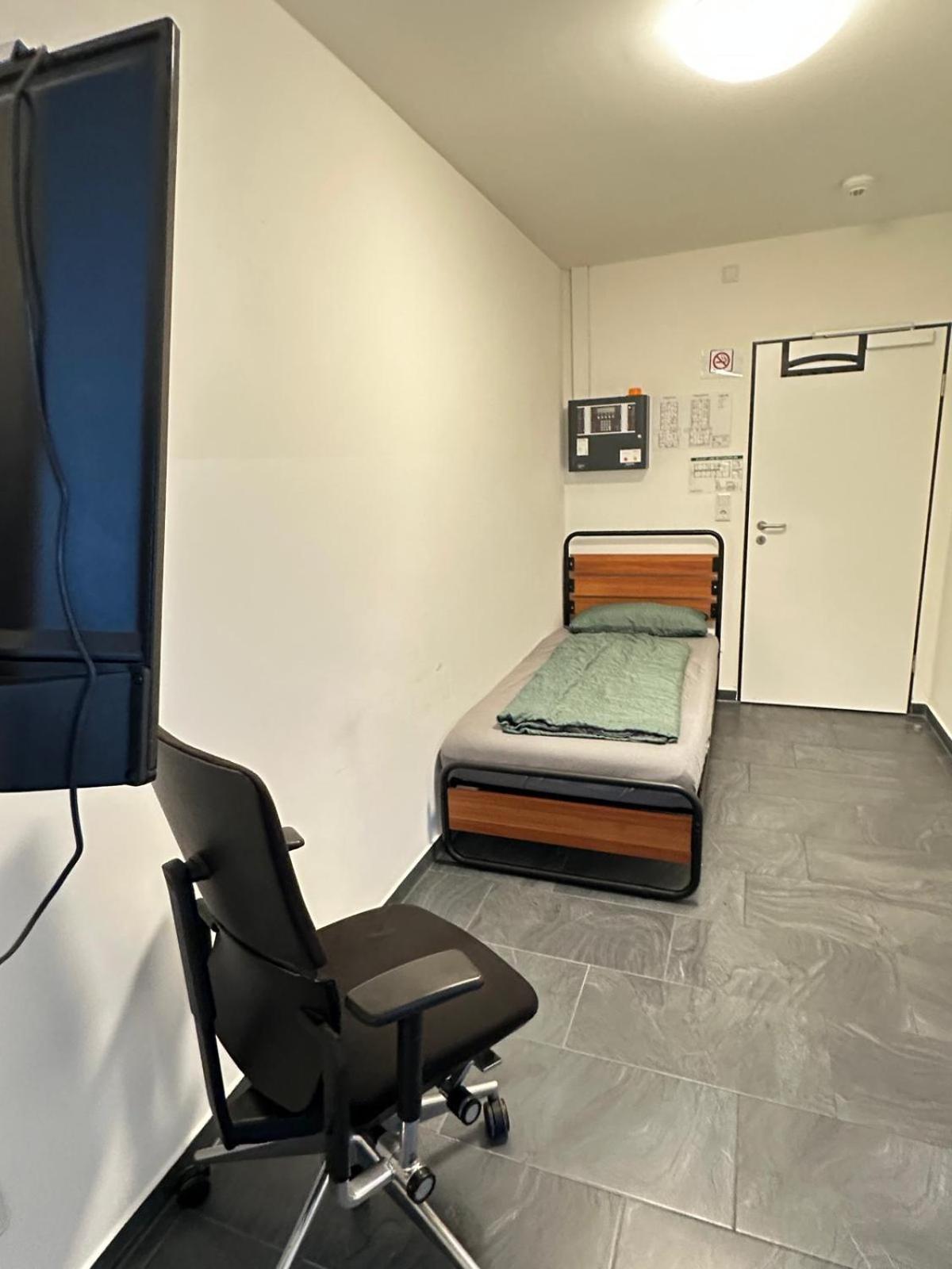 Mk Hostel Oyten - Free Wifi & Parking - 24H Check-In Exterior foto